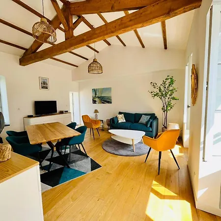 La Chaloupe - Terrasse Et Wifi * La Rochelle (Charente-Maritime)