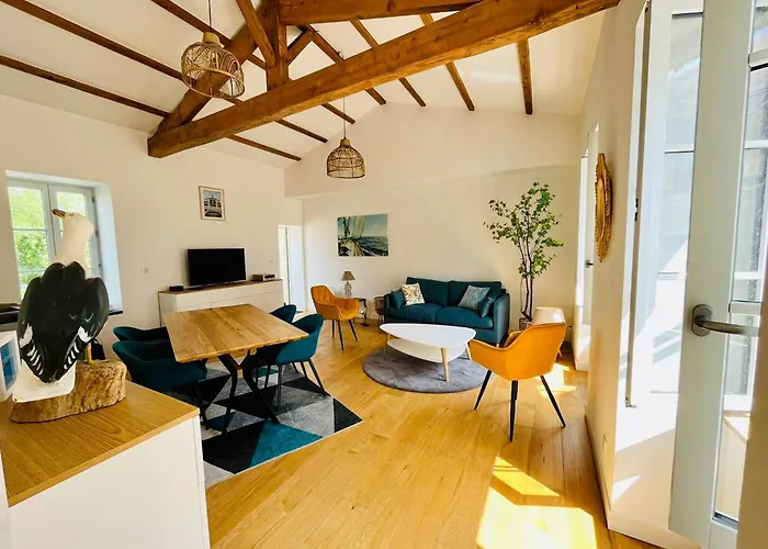 La Chaloupe - Terrasse Et Wifi * La Rochelle (Charente-Maritime)